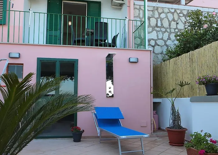 Rama Nyaraló Vico Equense